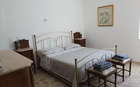 Casa Iris Golfo Di Patti